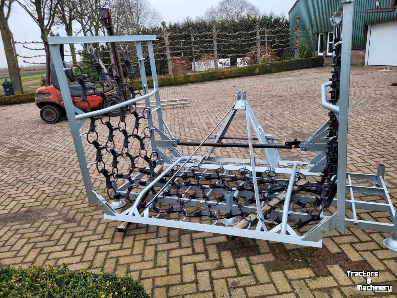 Aérateur de prairie  Weidesleep 5 mtr  Hydraulisch