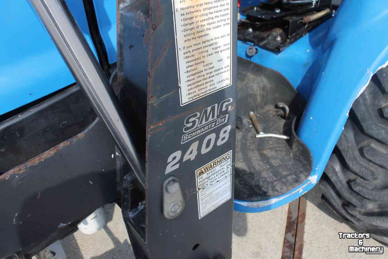 Tracteur pour horticulture New Holland TC25D (Shibaura ST324H) hydrostaat minitrekker tractor met voorlader frontlader