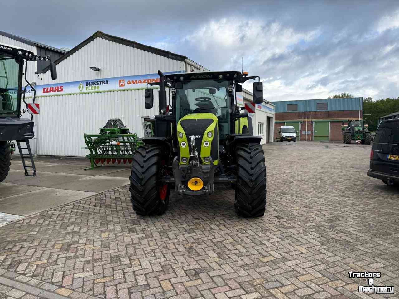 Tracteur Claas Arion 570 C-Matic DEMO FULL OPTION