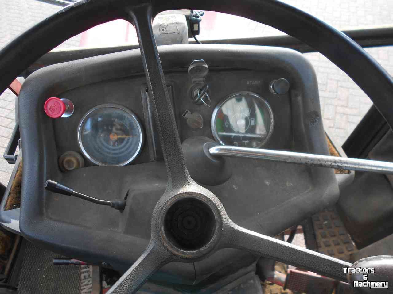Tracteur International 644