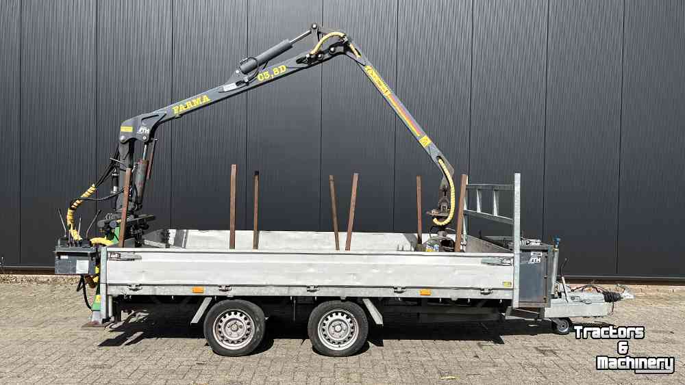 Remorque automobile jusqu’ à 3500 Kg  Aanhangwagen met bosbouwkraan