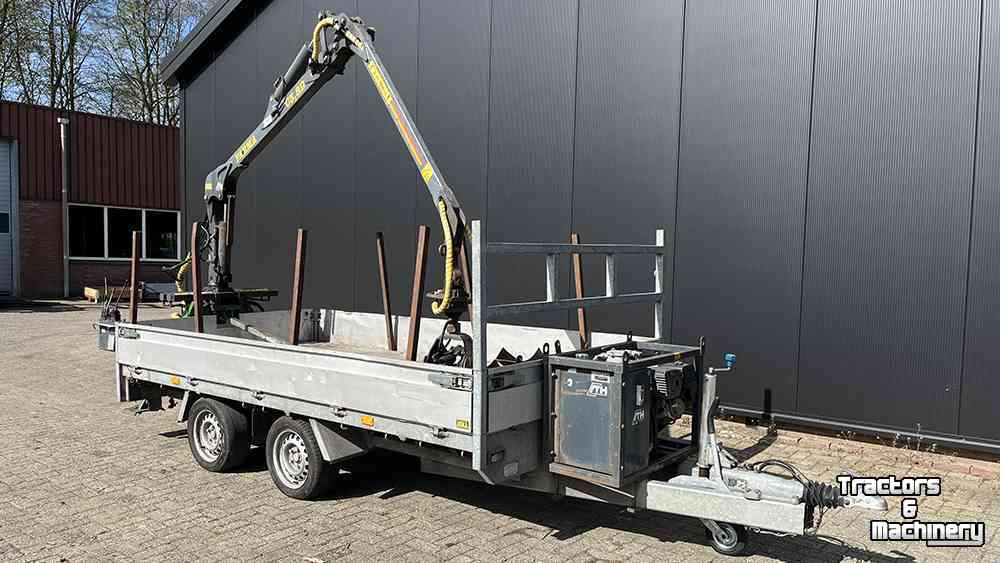 Remorque automobile jusqu’ à 3500 Kg  Aanhangwagen met bosbouwkraan