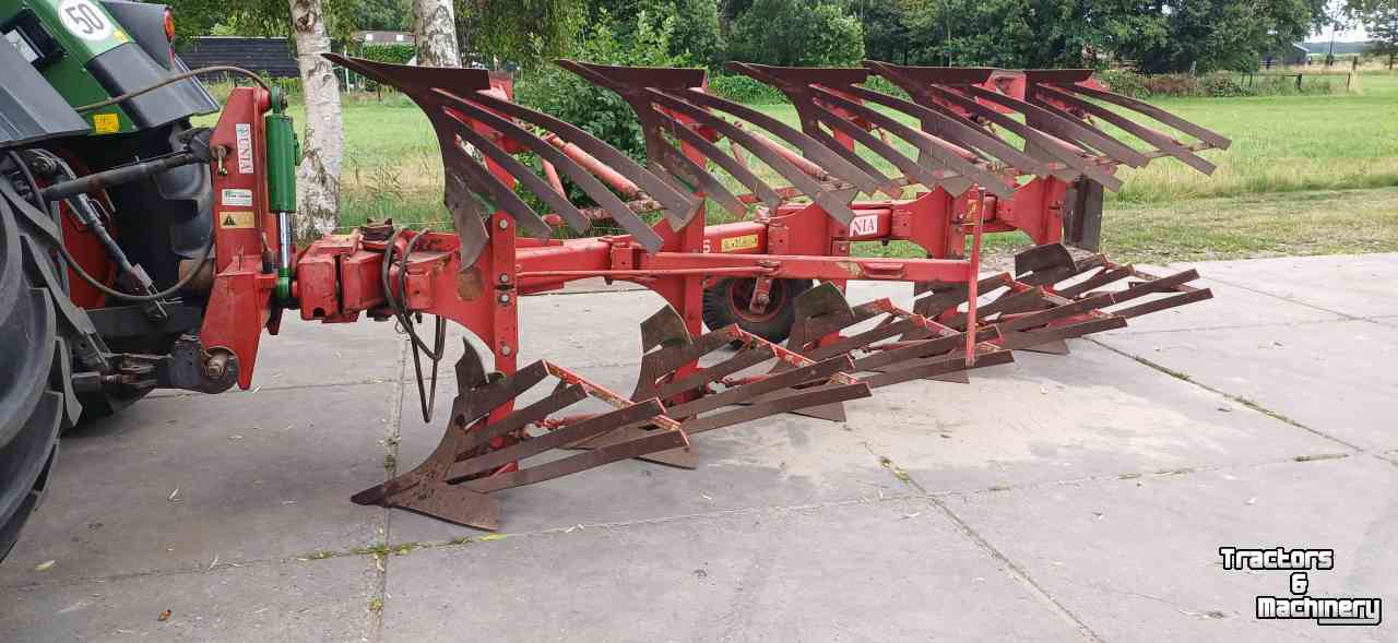 Charrues Unia Ibis 5 schaar