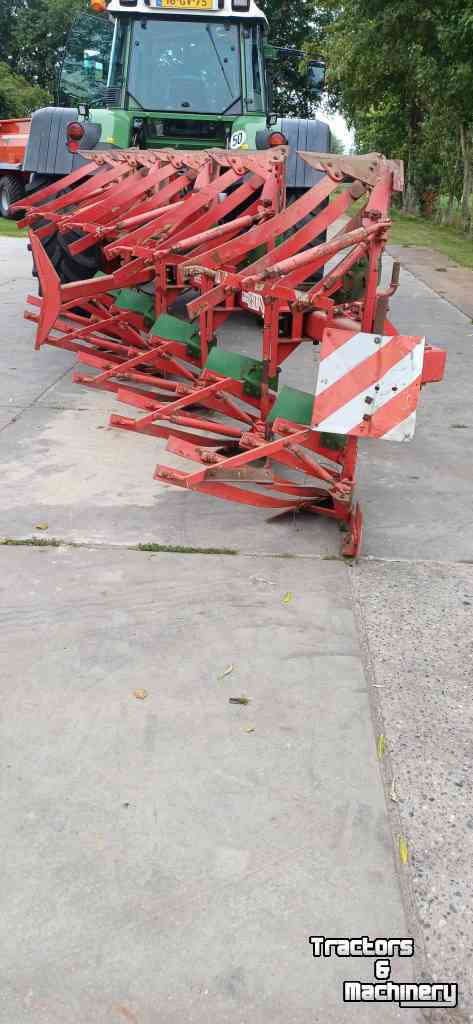 Charrues Unia Ibis 5 schaar