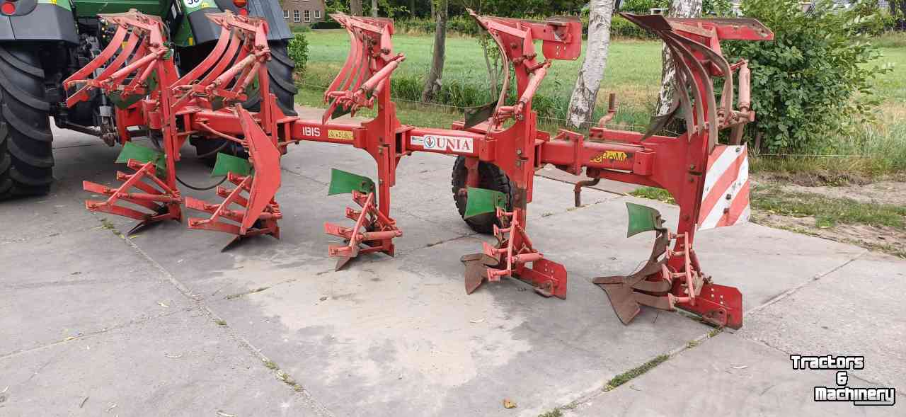Charrues Unia Ibis 5 schaar