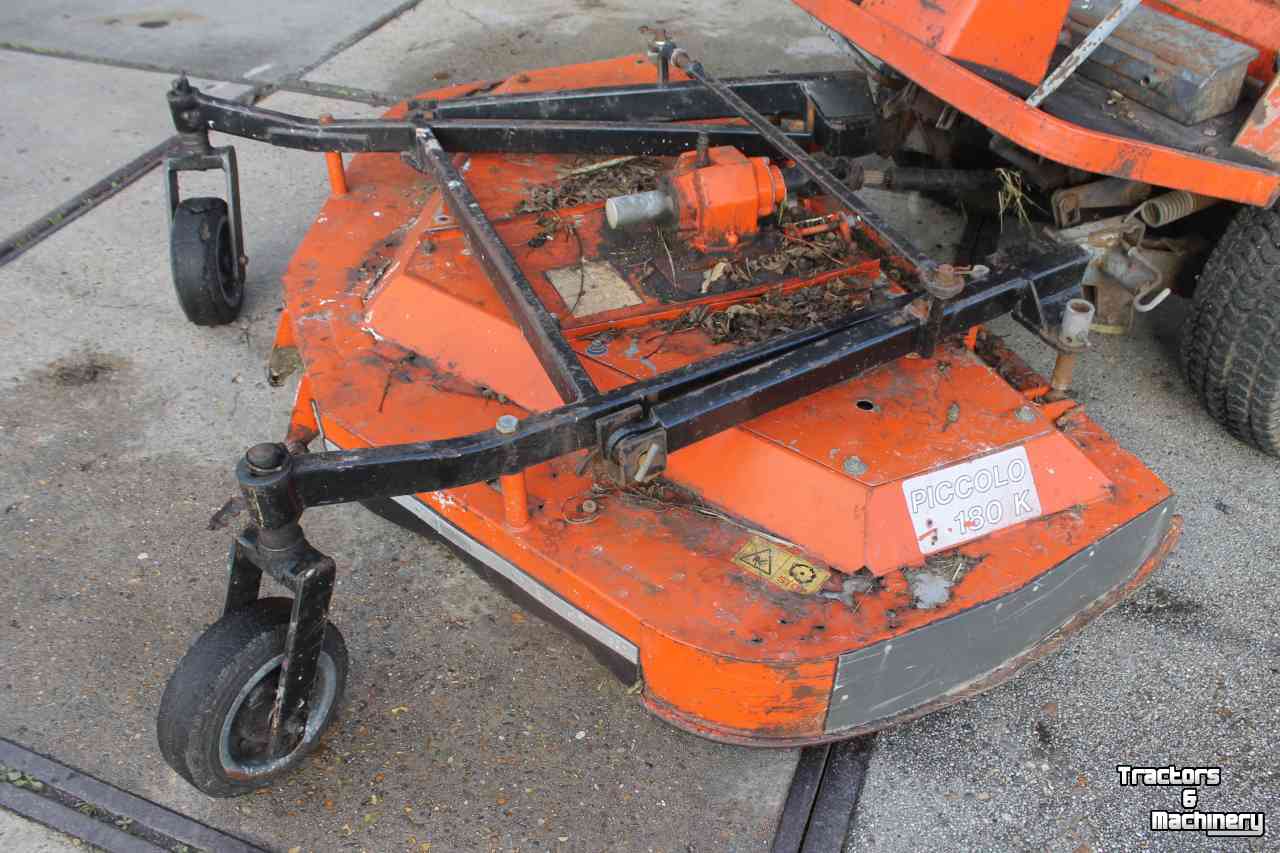 Tracteur Tondeuse Autoporté Kubota F2400 diesel frontmaaier zitmaaier cirkelmaaier Votex Piccolo 180K maaidek