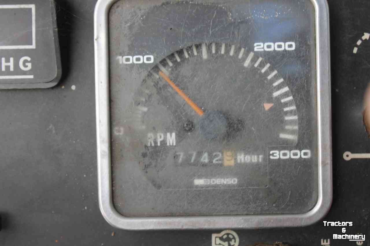 Tracteur Tondeuse Autoporté Kubota F2400 diesel frontmaaier zitmaaier cirkelmaaier Votex Piccolo 180K maaidek