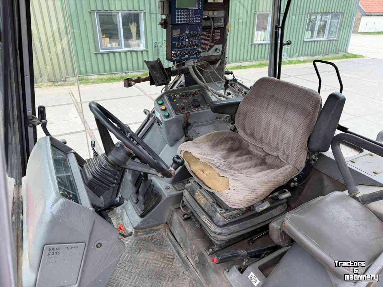 Tracteur Massey Ferguson 3065 4wd