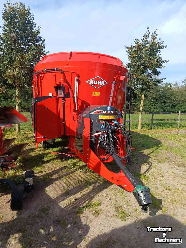 Mélangeuse Kuhn Profile 24.2 DL