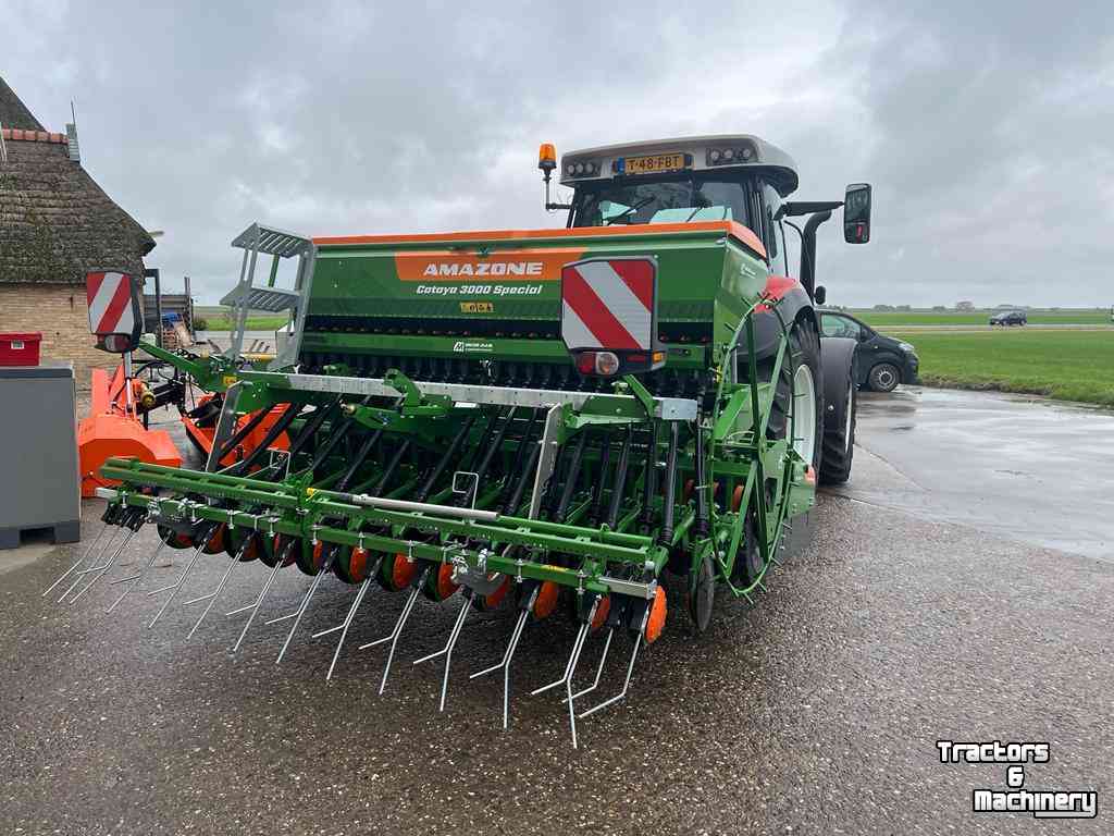 Semoir Combination Amazone KE 3002 rotorkopeg met Cataya 3000 zaaimachine