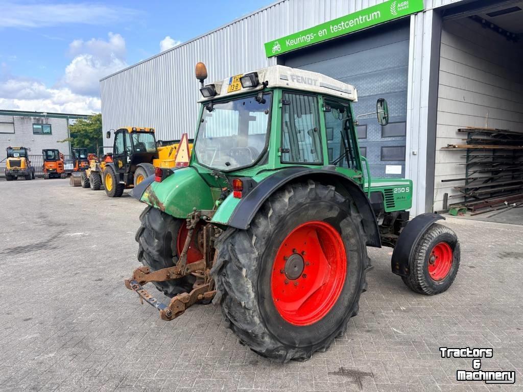 Tracteur Fendt 250S