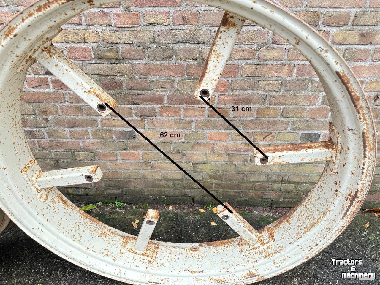 Roues, Pneus, Jantes, Barillets Jumelage  W8R44