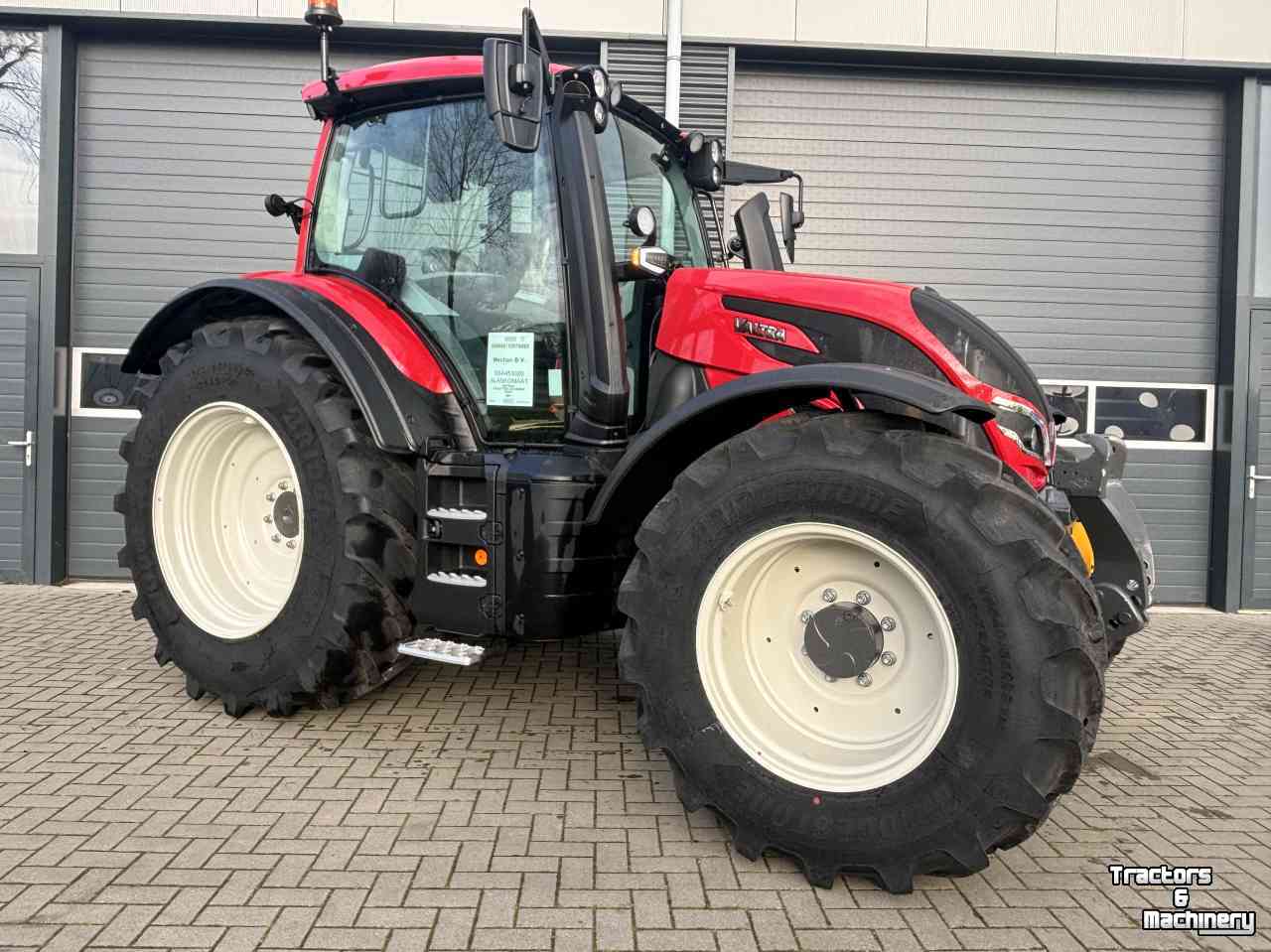 Tracteur Valtra N175 Direct uitvoering