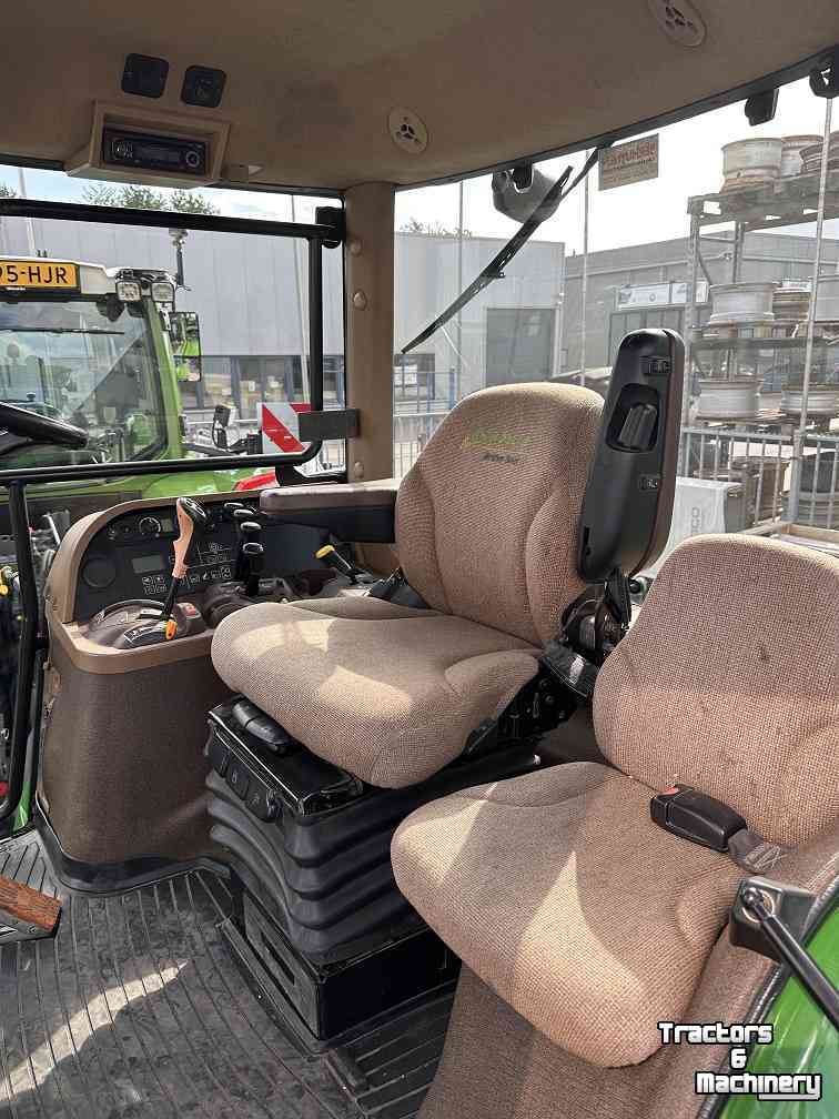 Tracteur John Deere 7930