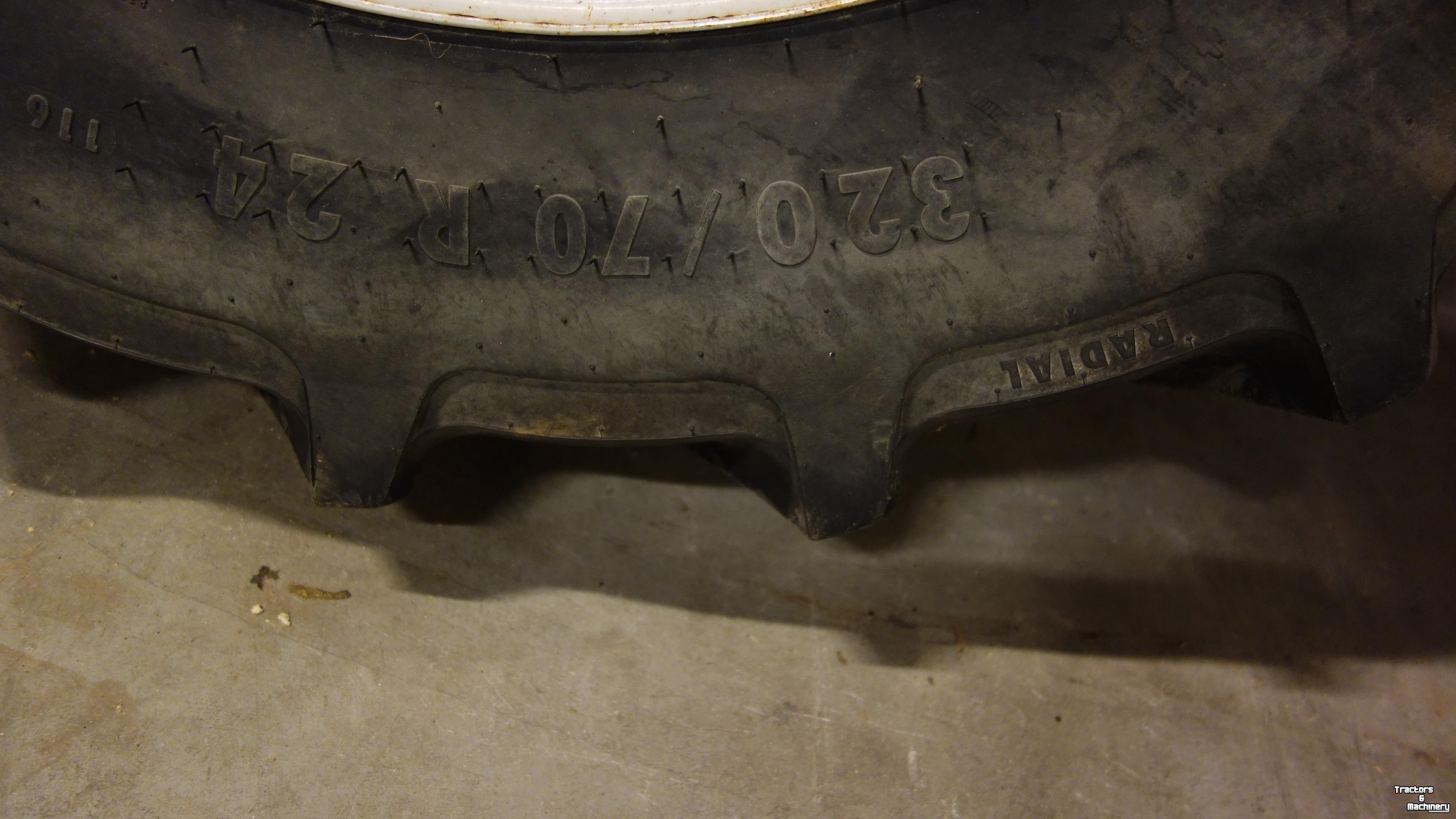 Roues, Pneus, Jantes, Barillets Jumelage Mitas MITAS 320/70R24 MITAS WIEL