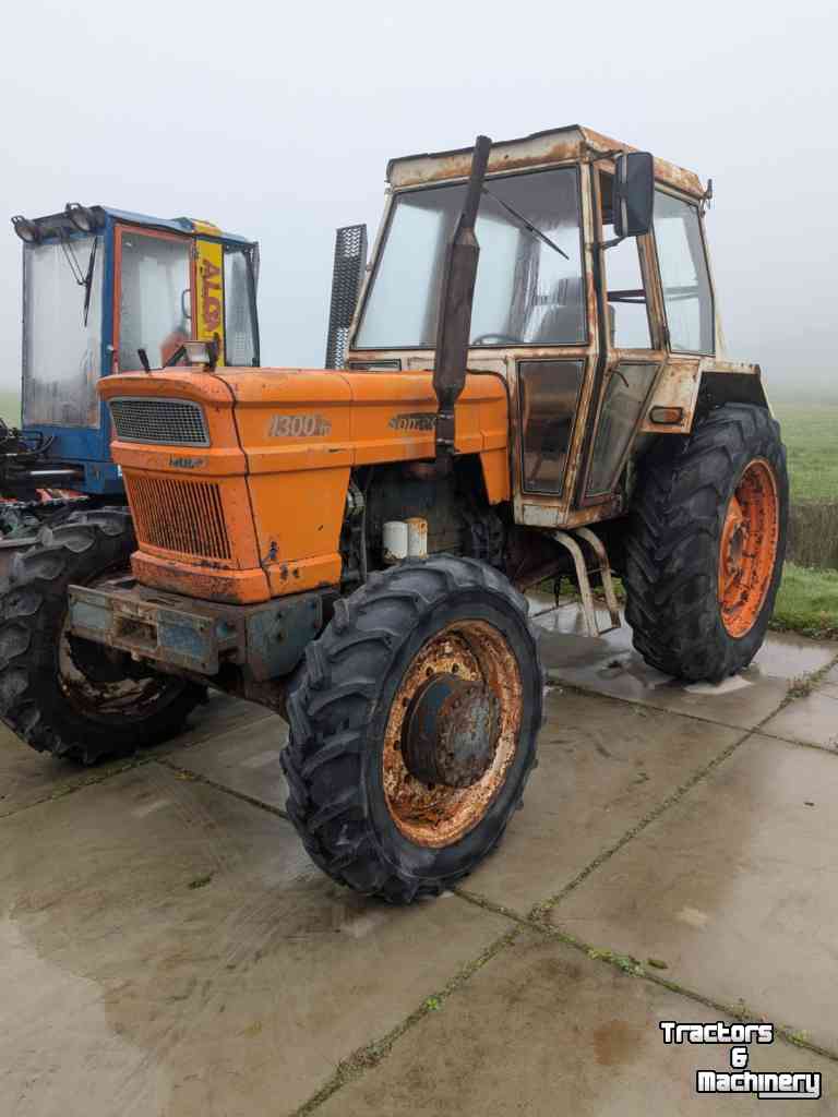 Tracteur Fiat 1300 DT