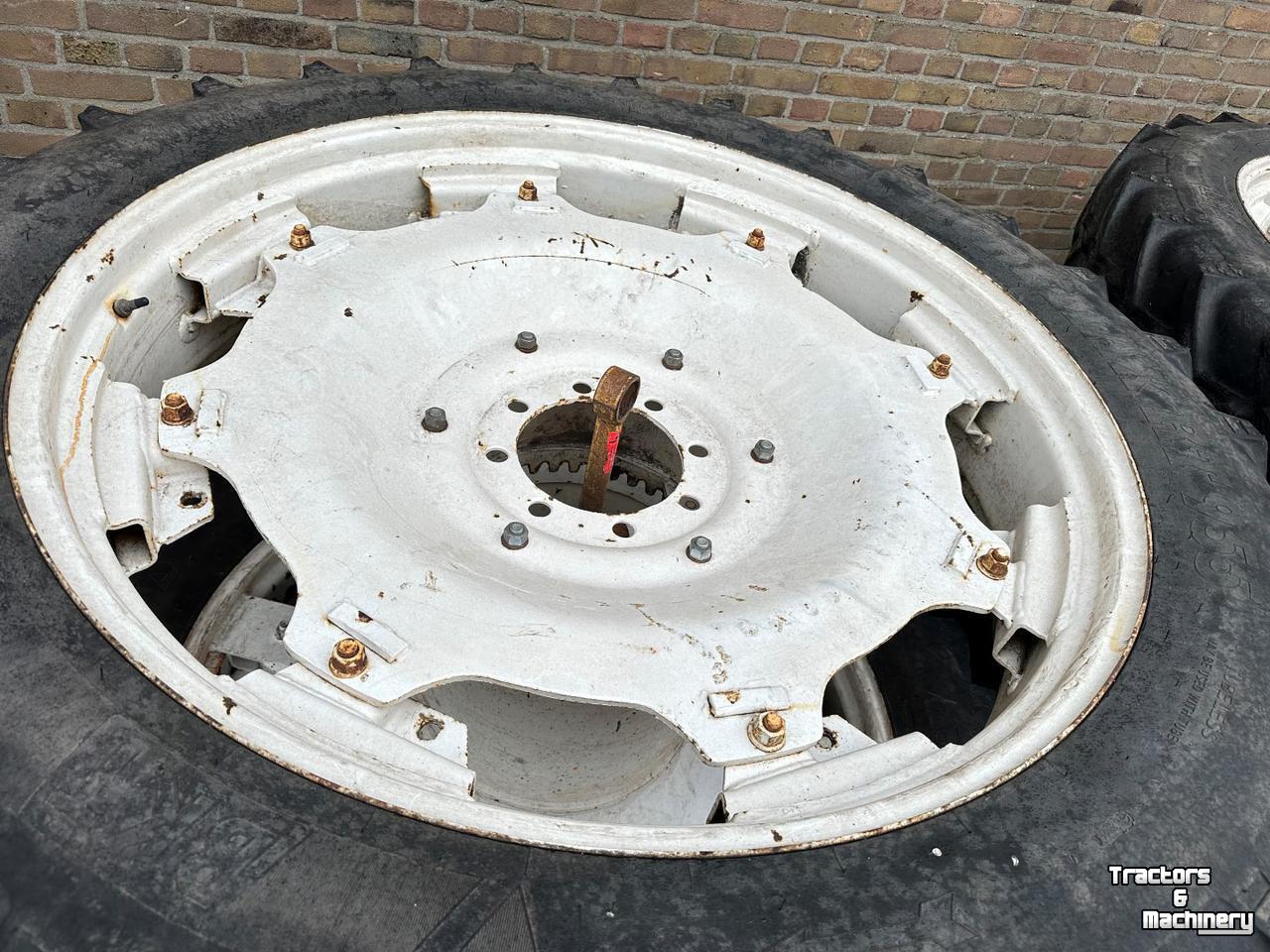 Roues, Pneus, Jantes, Barillets Jumelage BKT 300/95R46 EN 320/90R46