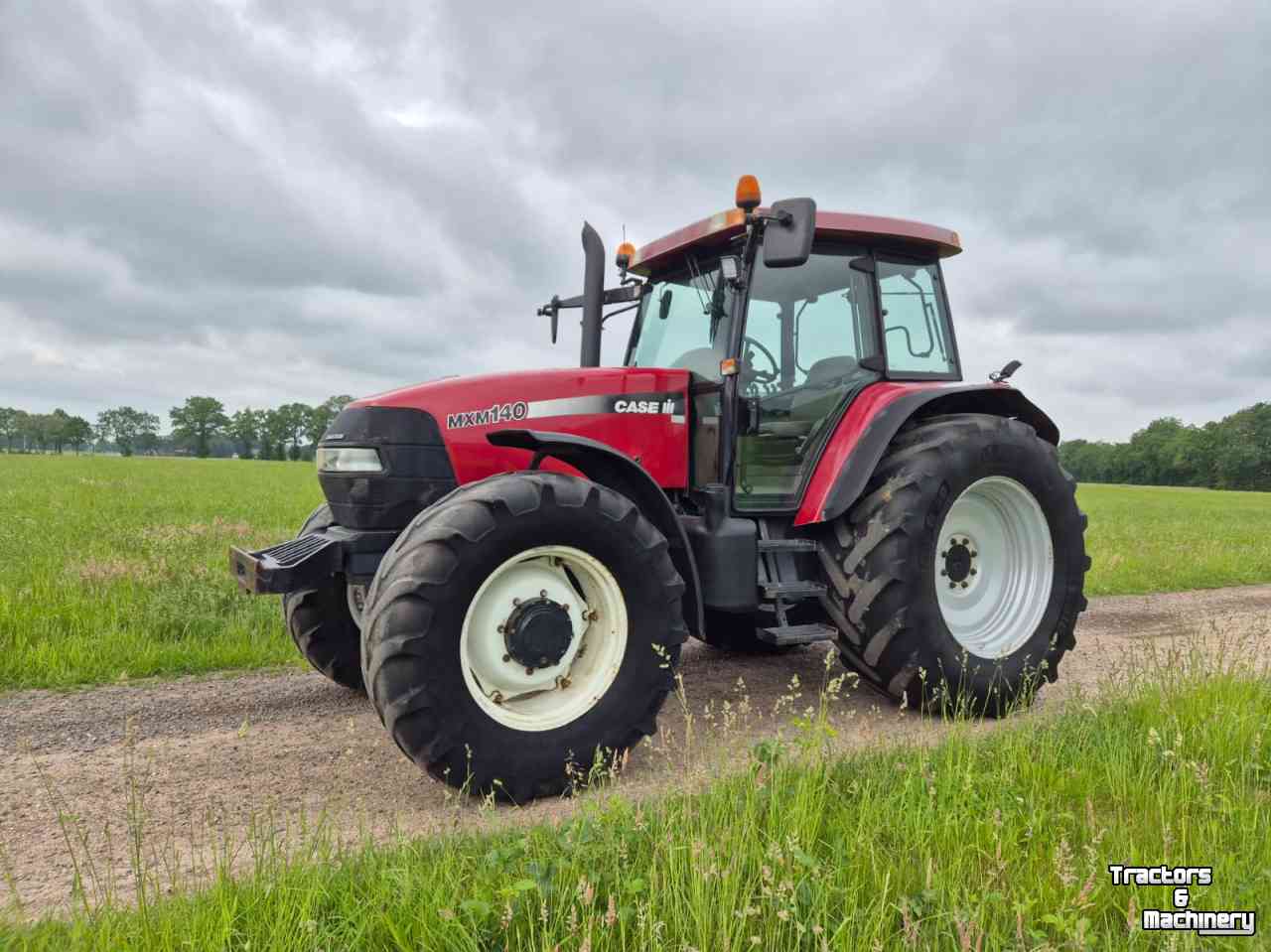 Tracteur Case-IH MXM 140