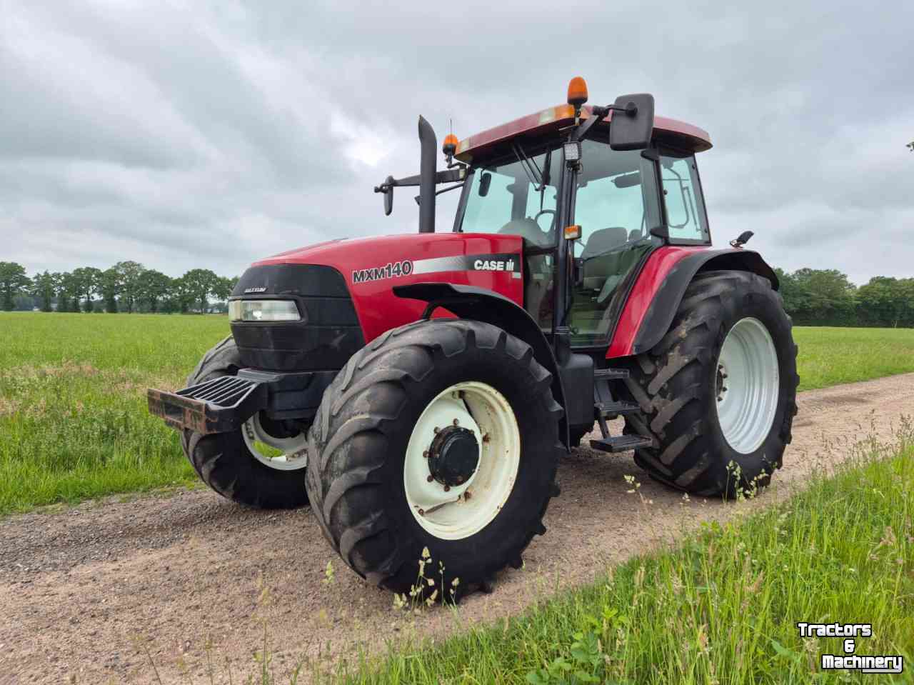 Tracteur Case-IH MXM 140