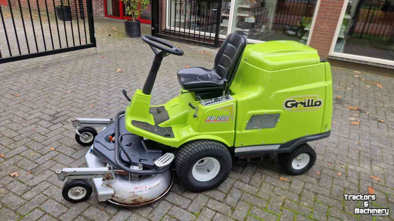 Tracteur Tondeuse Autoporté Grillo FD280