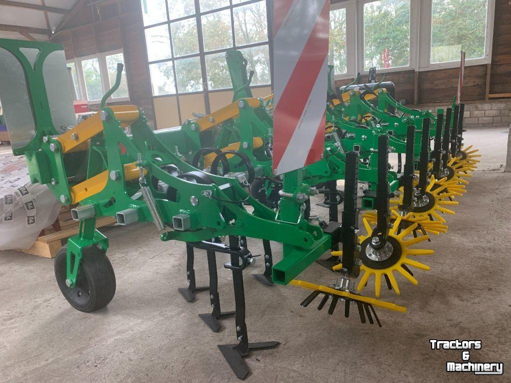Cultivateur  Maintech Schoffelbalk met compleet paralellogram en toebehoren vingerweeder - weeder - greencam - korstenbreker -