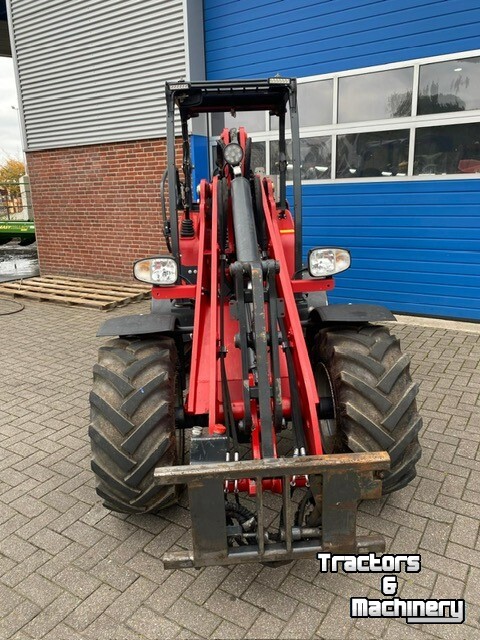 Chargeuse sur pneus Schäffer 4670