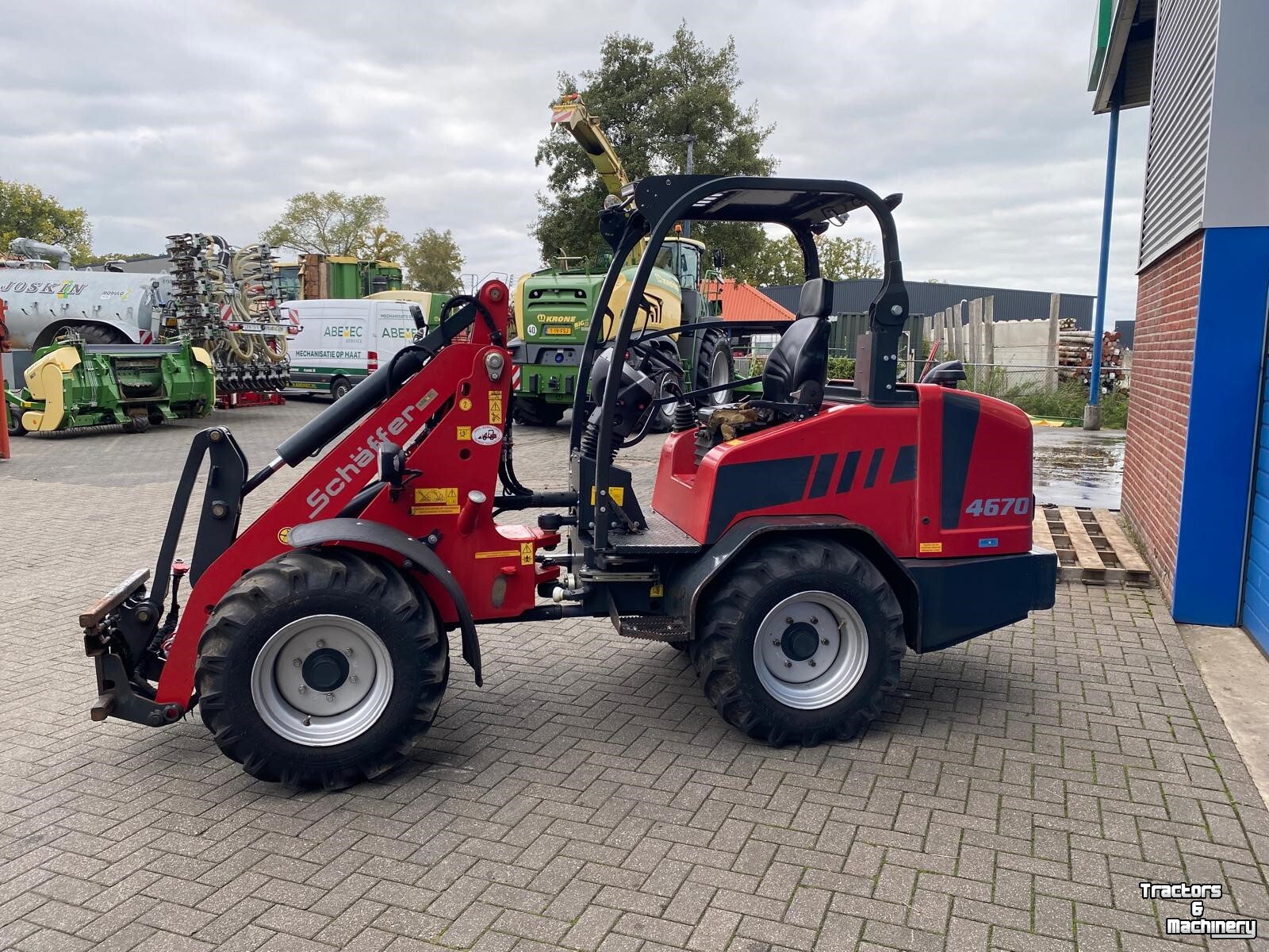 Chargeuse sur pneus Schäffer 4670