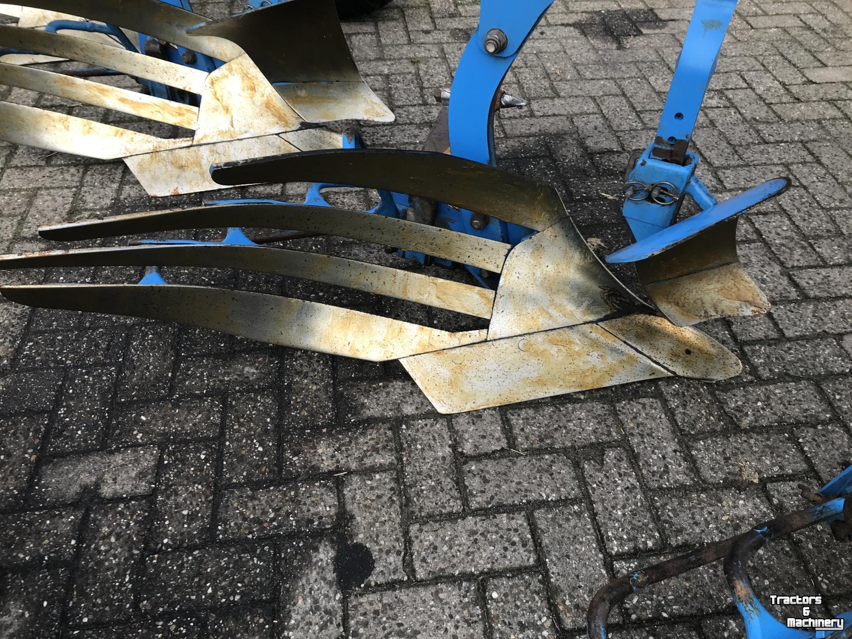 Charrues Lemken Juwel 8 V 4+1 N 100