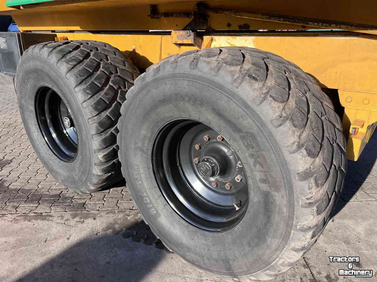 Benne agricole Beco Maxxim 240