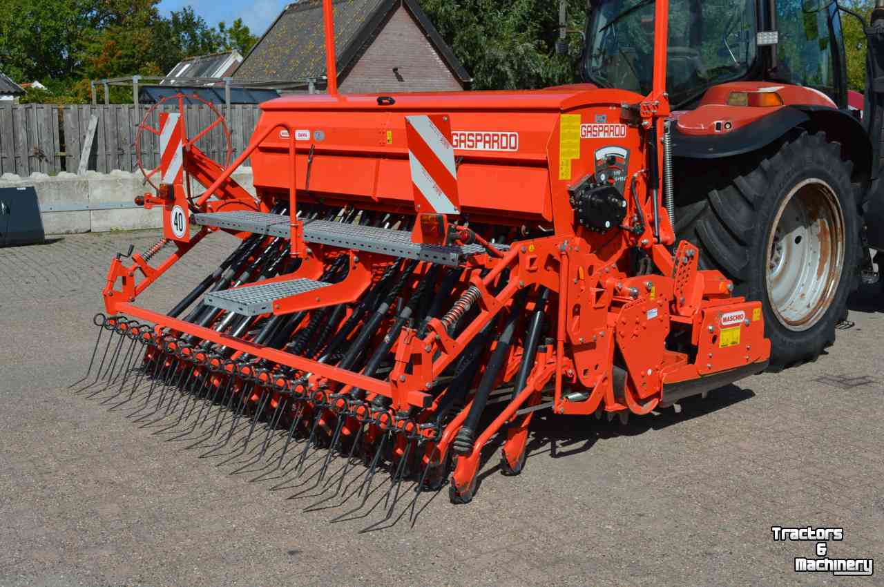 Semoir Maschio DM 3000 Combi + Dana 300 29 met breedzaaikouter