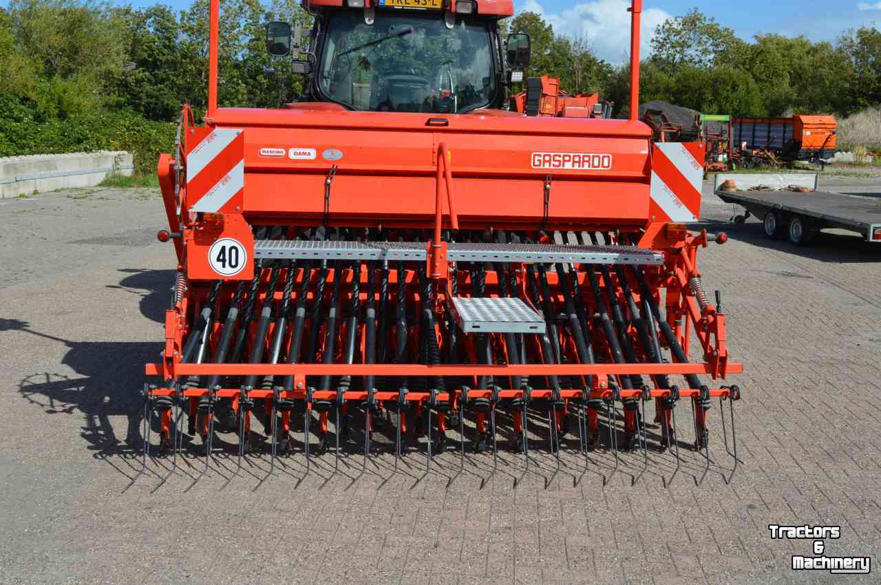 Semoir Maschio DM 3000 Combi + Dana 300 29 met breedzaaikouter