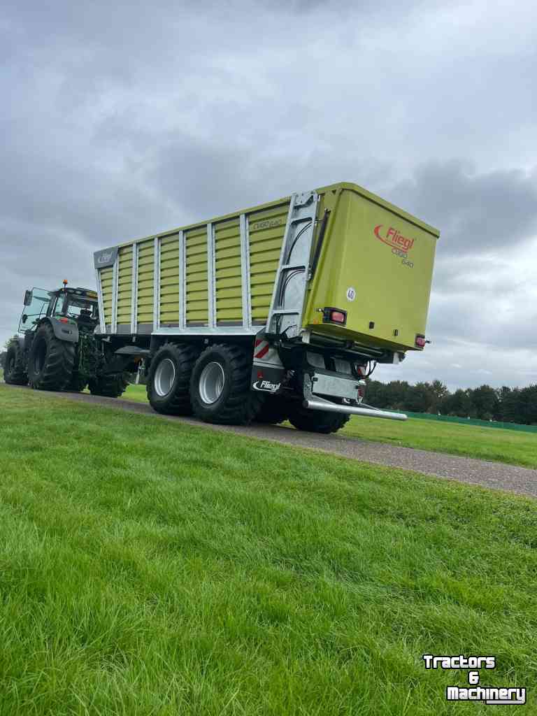 Benne d‘ensilage Fliegl Cugo 640