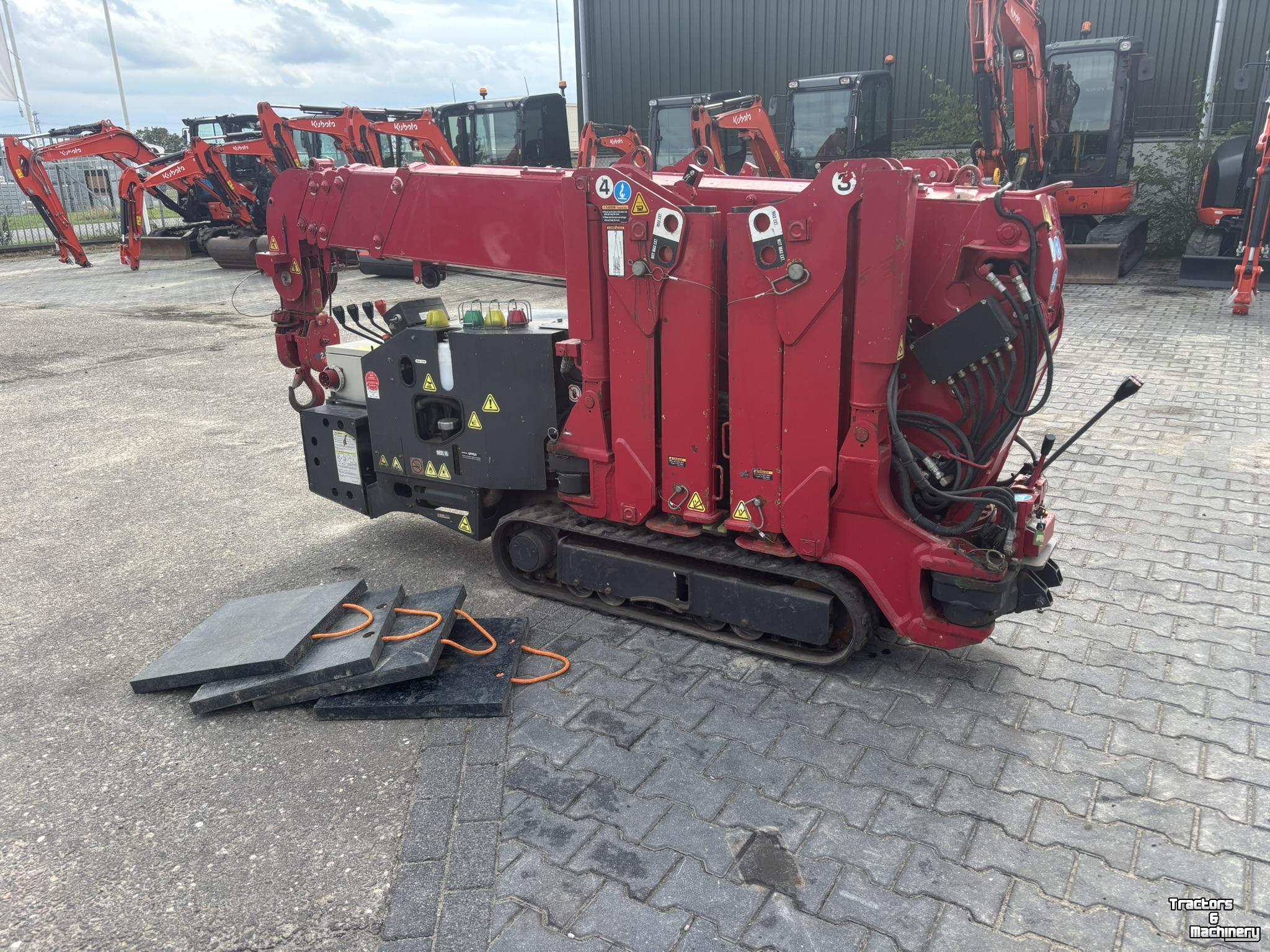 Pelleteuse  UNIC URW295 CDMER