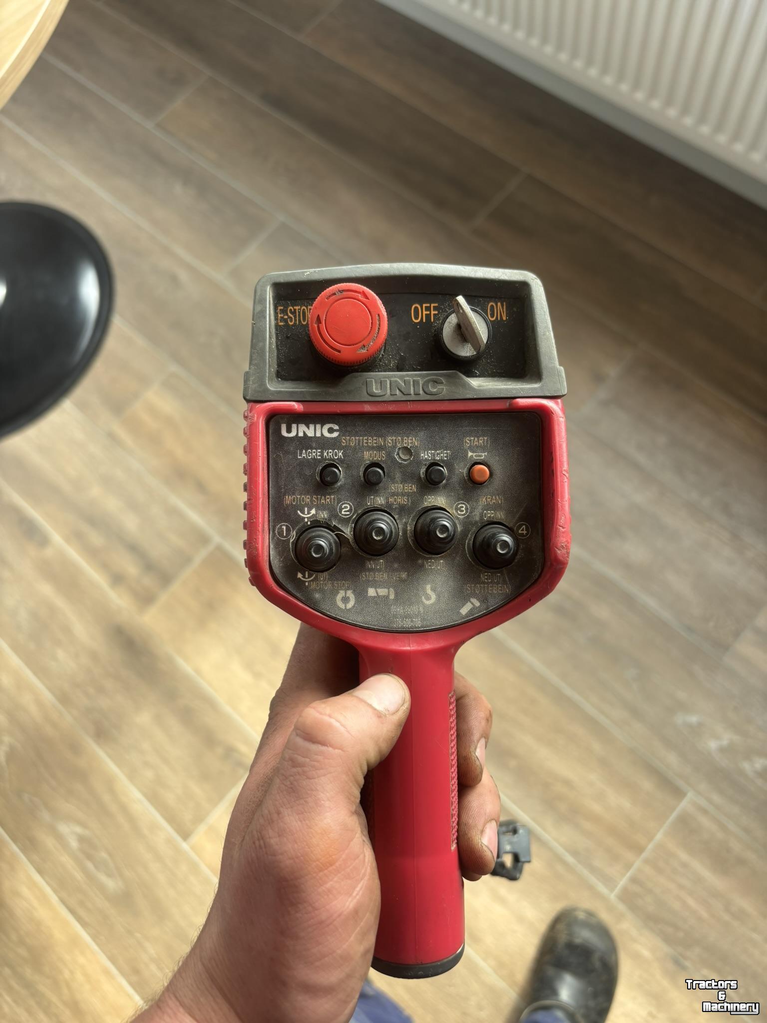 Pelleteuse  UNIC URW295 CDMER