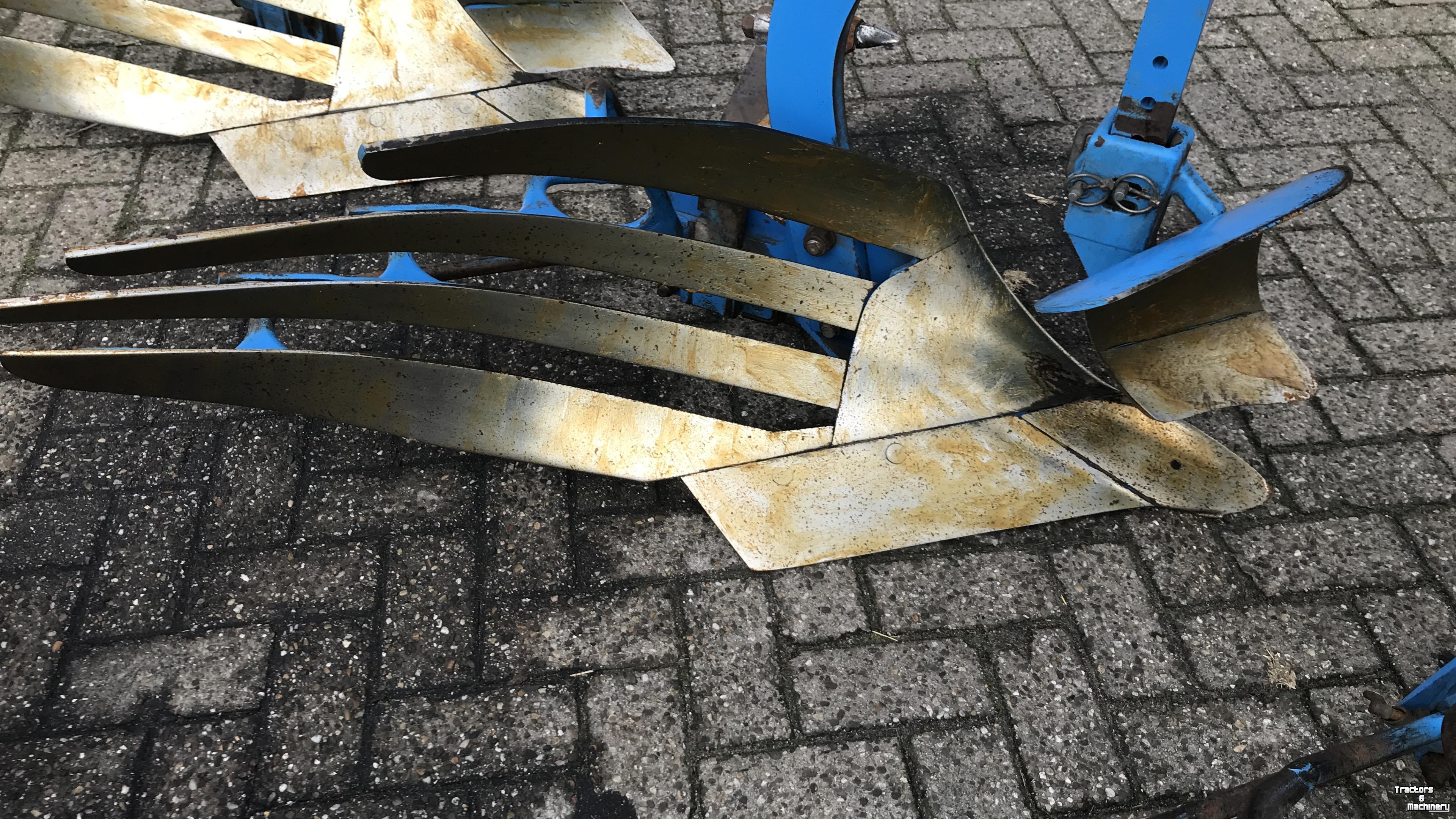 Charrues Lemken Juwel 8 V 4+1 N100 met Flexpack