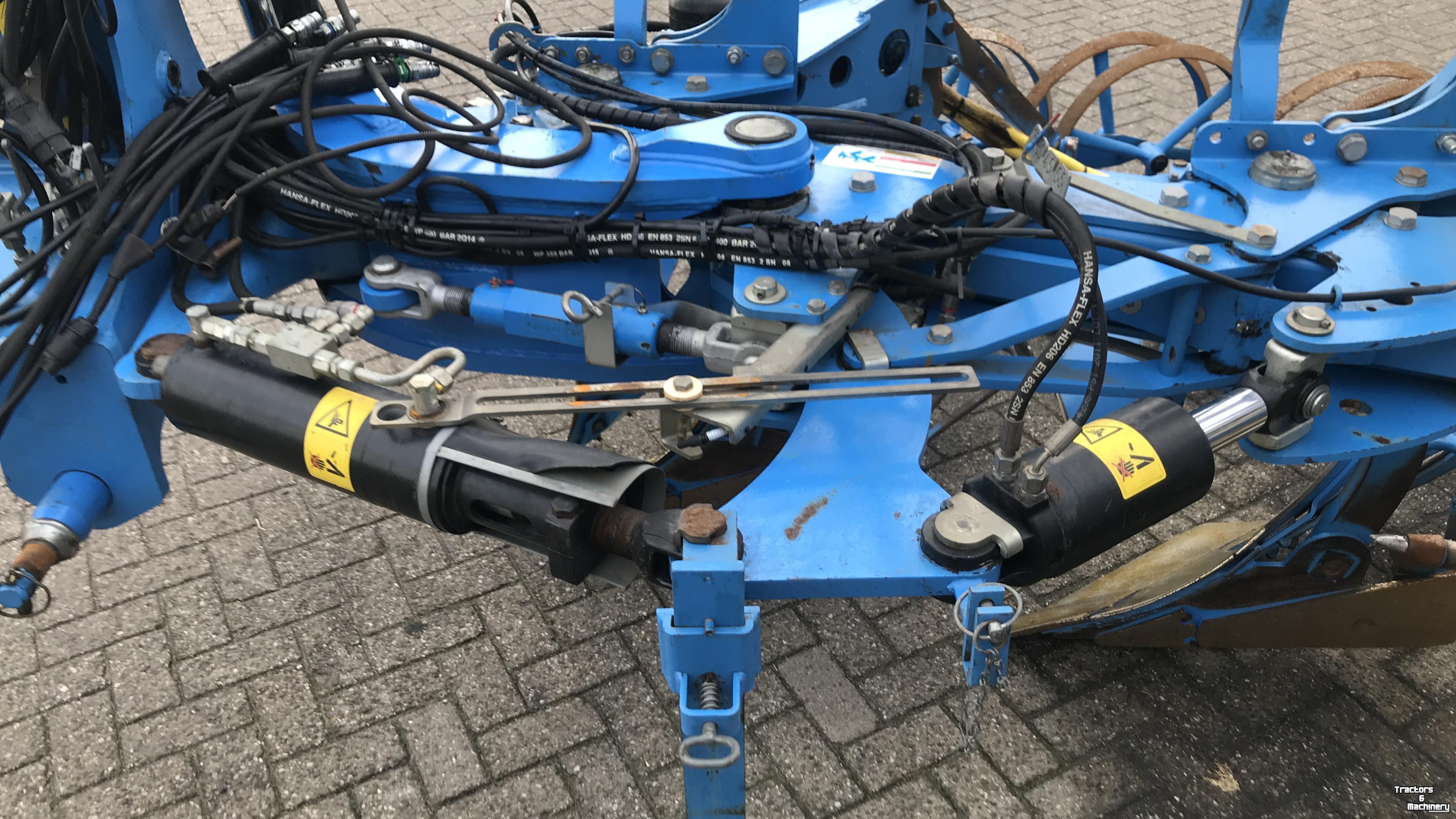 Charrues Lemken Juwel 8 V 4+1 N100 met Flexpack