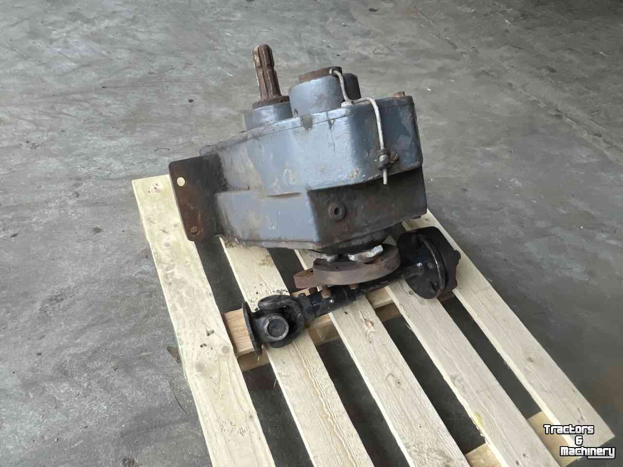Relevage avant & Prise de force avant Zuidberg New holland tm 60 serie