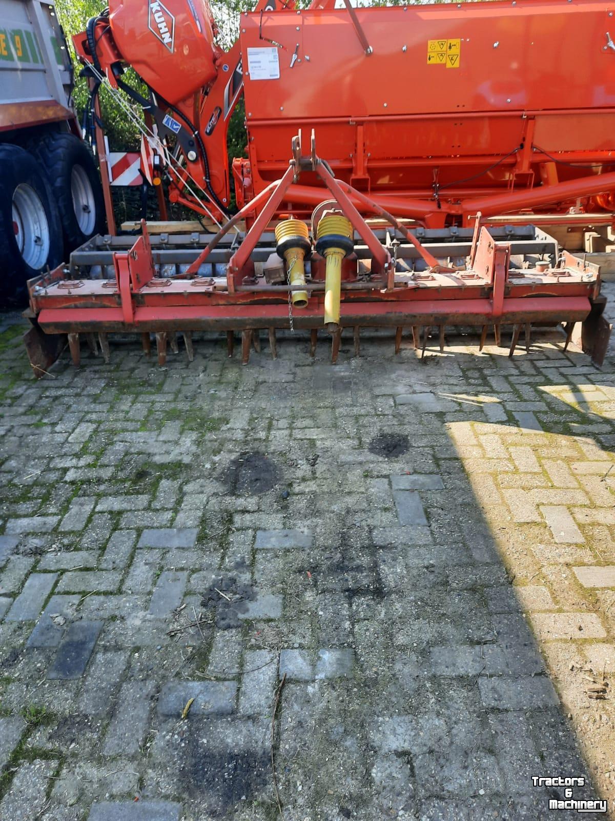 Herse rotative Lely rotorkopeg
