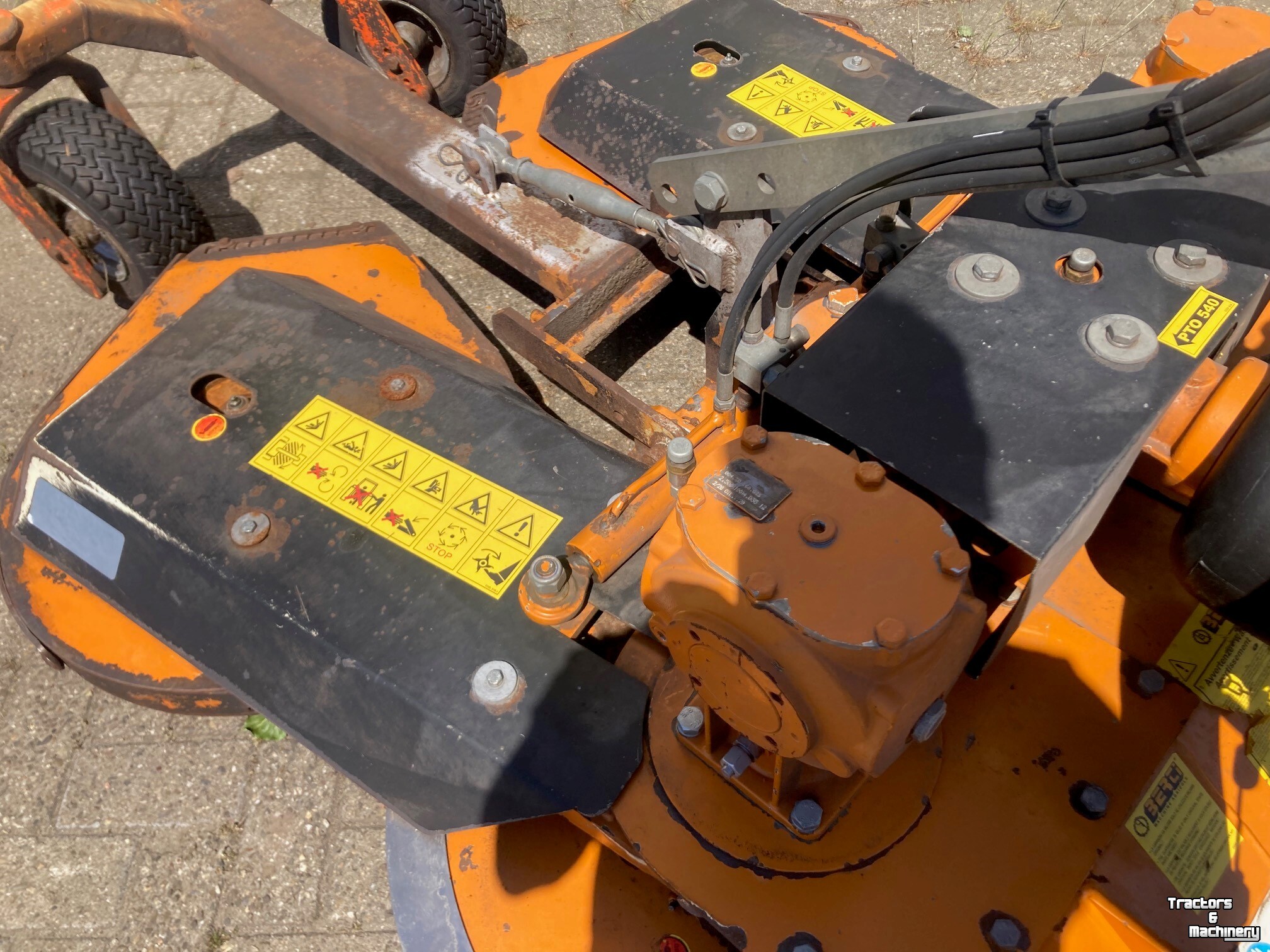 Faucheuse rotative Berti Vary 140-245 60 Maaidek