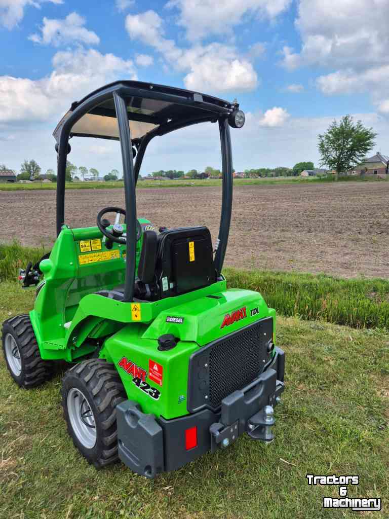 Chargeur Télescopique Avant 423 TDL