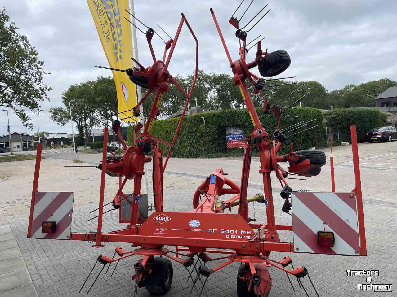 Faneur Kuhn GF 6401 MH schudder zeer netjes!!