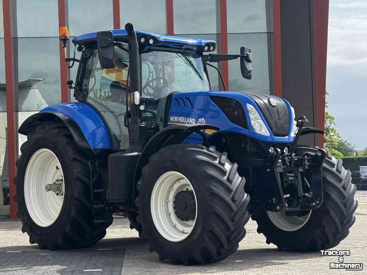 Tracteur New Holland T7.245PC Stage V Fronthef Lucht Hydr rem  GPS 50km