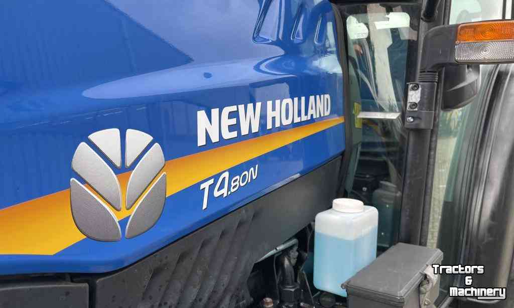 Tracteur pour vignes et vergers New Holland T4.80N
