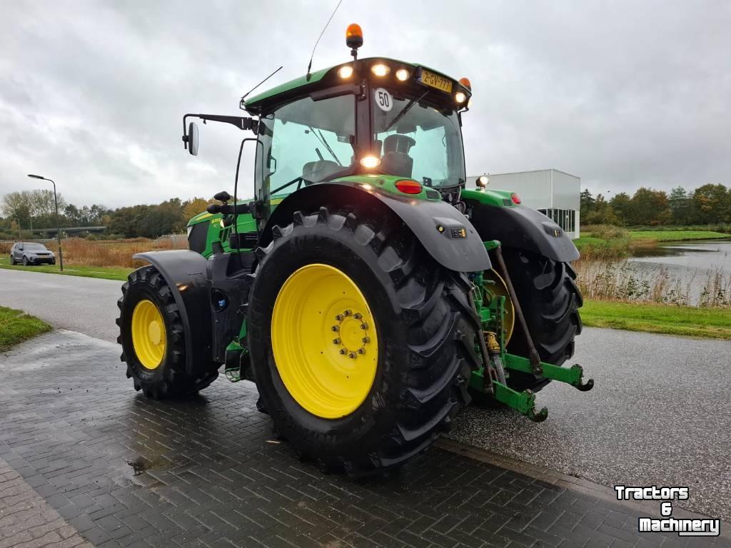 Tracteur John Deere 6215 R