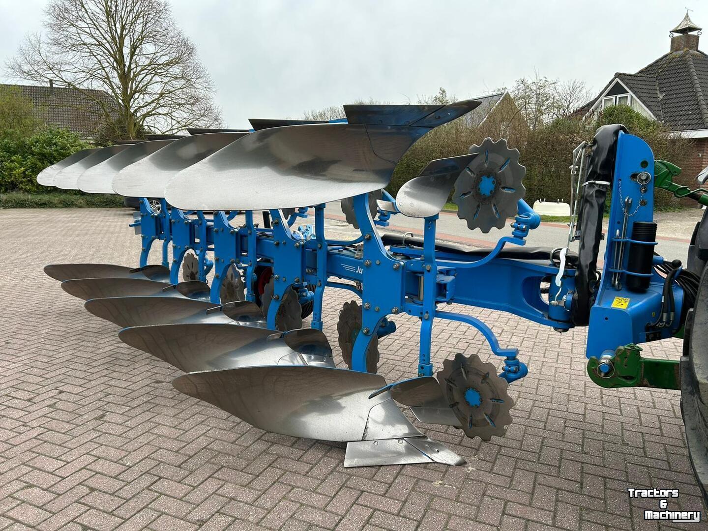 Charrues Lemken Juwel 8