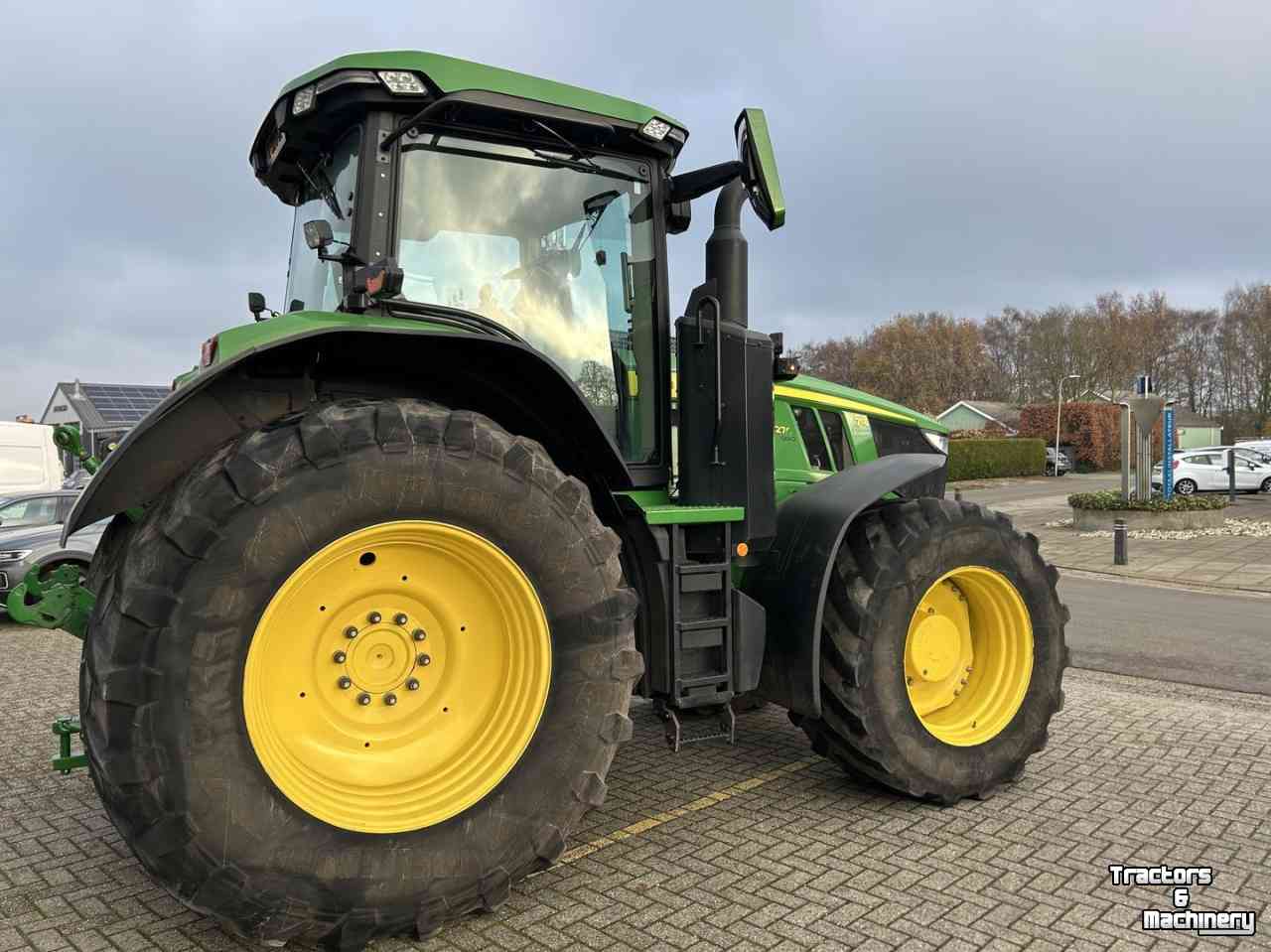 Tracteur John Deere 7R 270