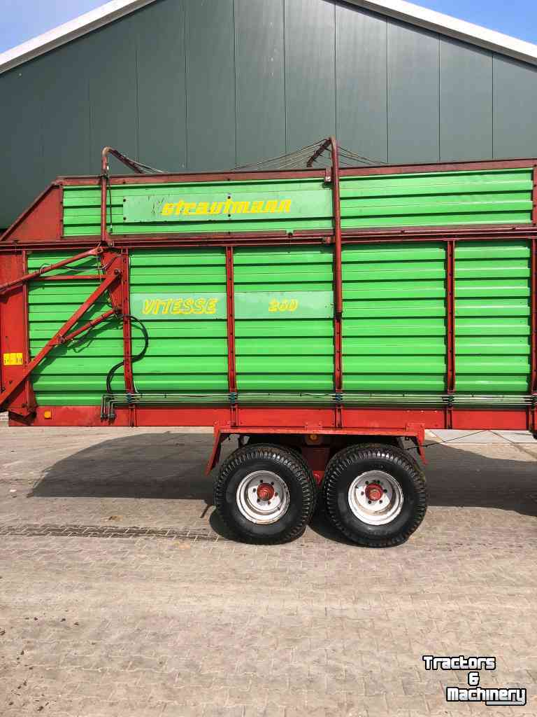 Autochargeuse Strautmann Vitesse 260