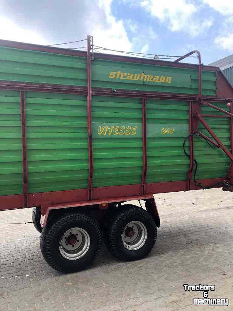 Autochargeuse Strautmann Vitesse 260