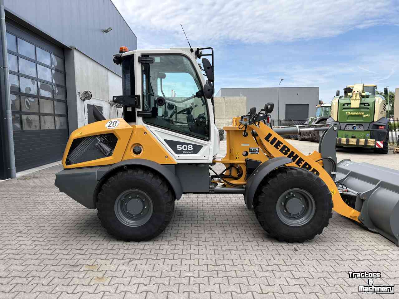 Chargeuse sur pneus Liebherr 508 Compact