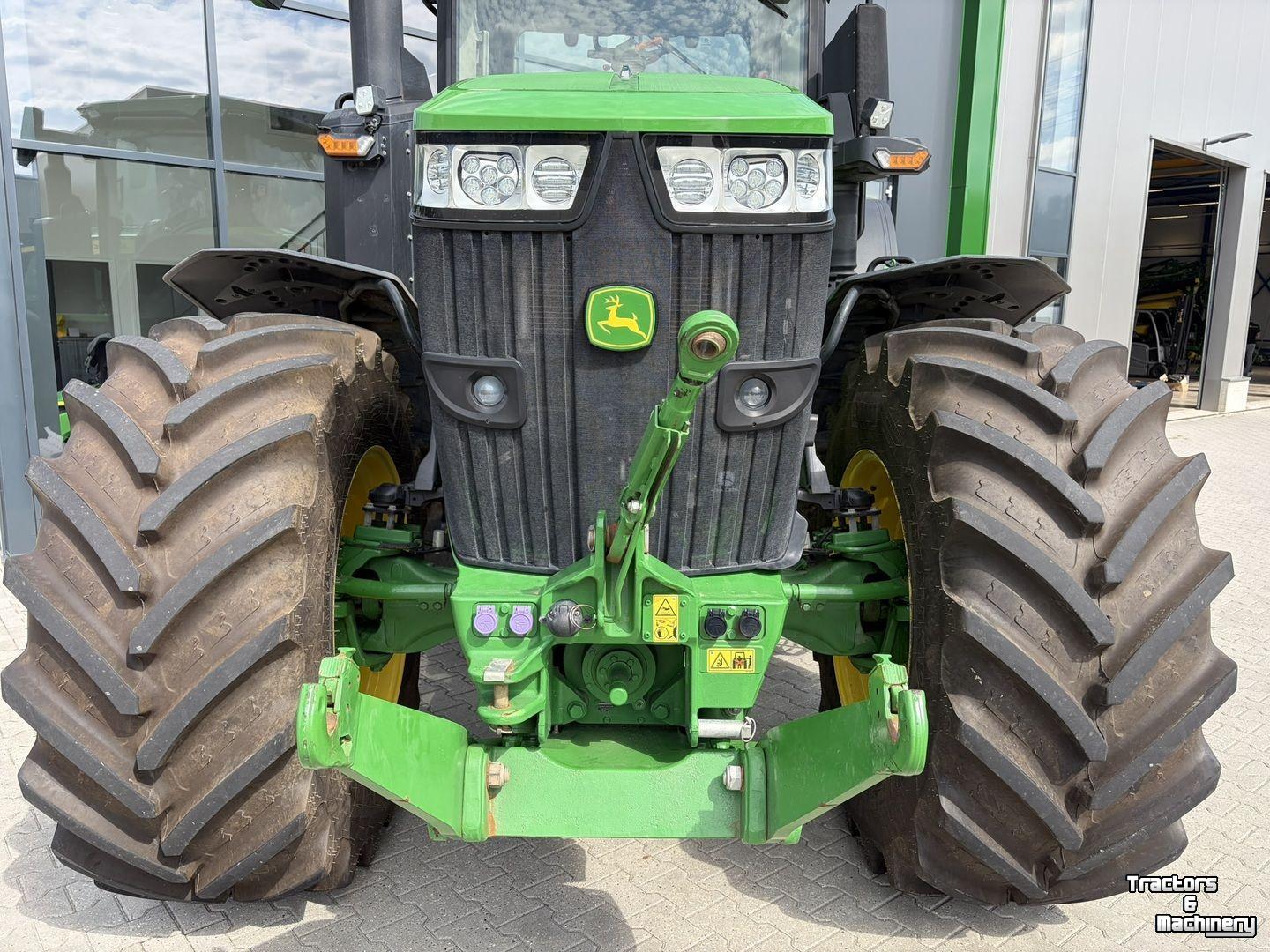 Tracteur John Deere 7R 270